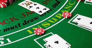 Tampilan meja Shio Table di aplikasi garudaqq dengan 12 simbol zodiak